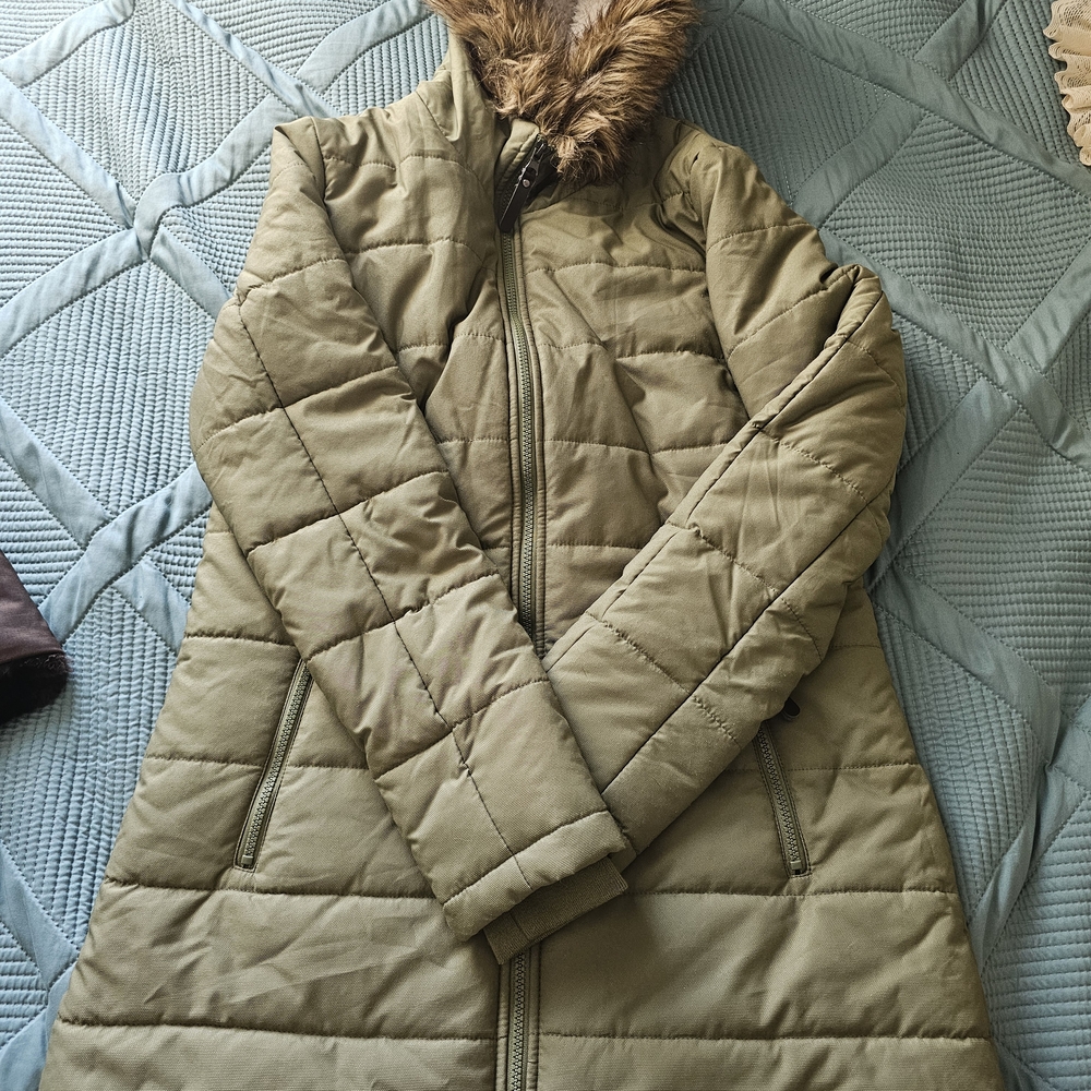 Maralyn & Me Olive Puffer Coat with Faux Fur Collar Medium